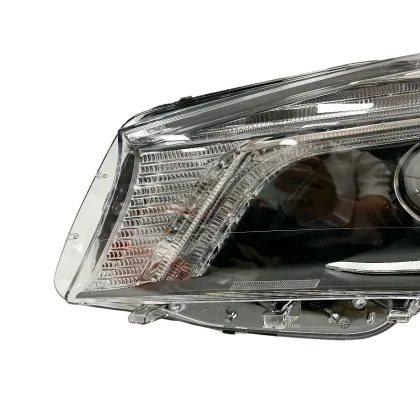MercedesBenz CLA Series LED and Xenon Headlights
