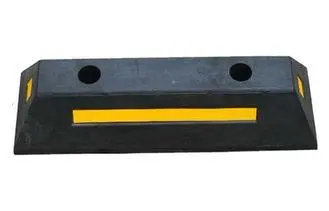 High Intensity Rubber Wheel Stopper , Black Auto Vehicle Ru