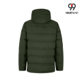 Jaqueta de inverno com capuz e isolamento de caixa curta