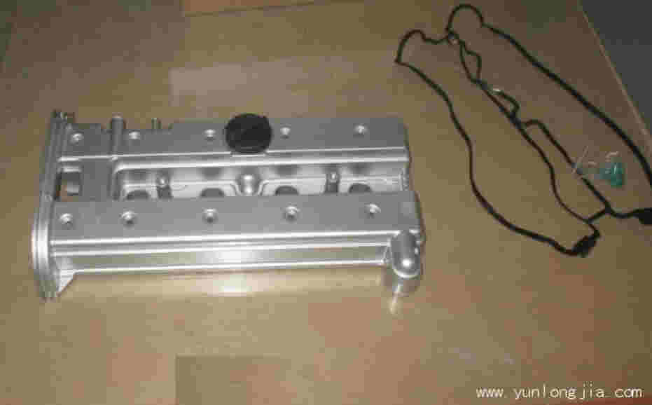 CYLINDER HEAD COVER 92068243