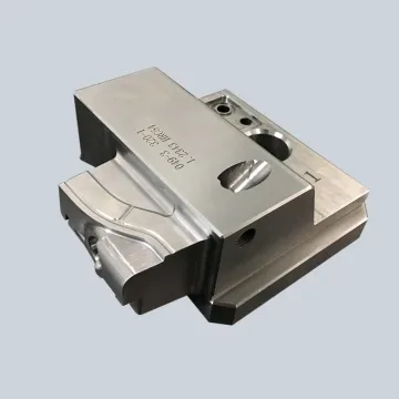 Custom Mold Components Machining