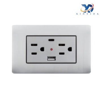 Soket enam outlet dengan port USB+c