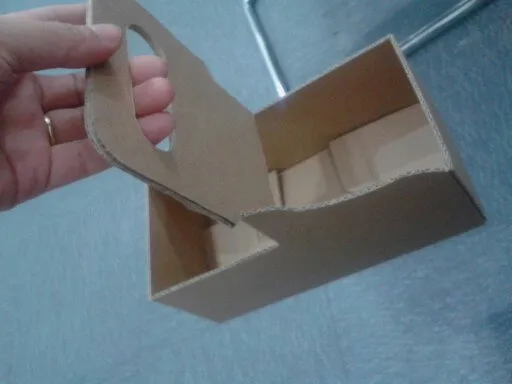 Corrugated coffee paper cup holder for 2 cups take out