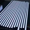 Διευθυνσιοδοτούμενο πλήρες έγχρωμο LED LED Pixel Bar Light