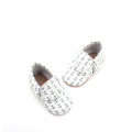 Fashion Shoes New Born Baby Moccasins in Buck