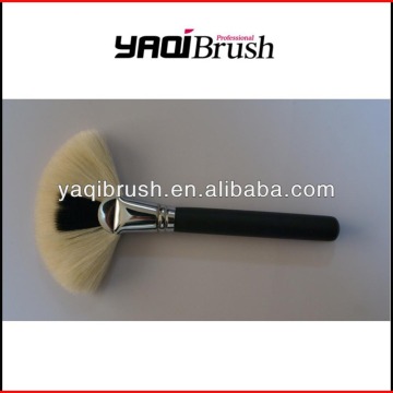 Cosmetic Fan brush white and black goat hair