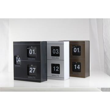 Flip Clock a forma di libro in metallo