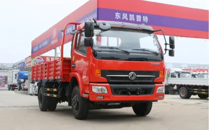 Dongfeng Captain cargo truck with Cummins engine