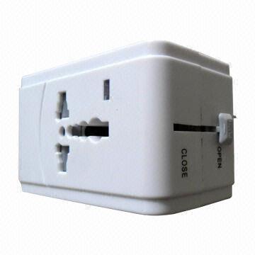 Multifunctional Travel Adapter, Customized Packing Types are Accepted