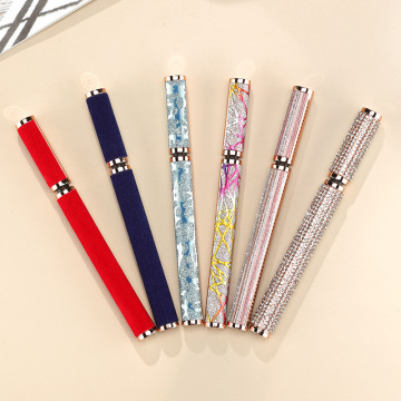 Waterproof Eyeliner Glue Pen with Magic Pigmentation: The Perfect Solution for Long-Lasting Makeup