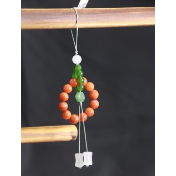 Collar con colgante de acento verde jade rojo