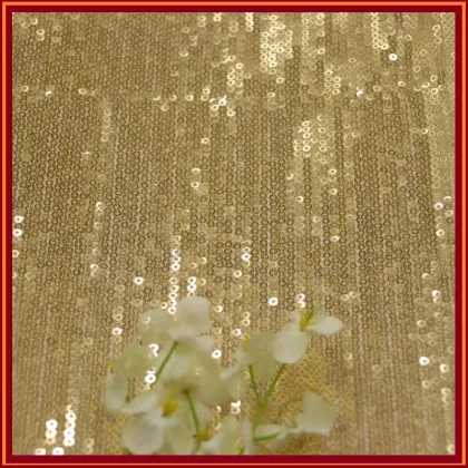 Knitted sequins embroidery