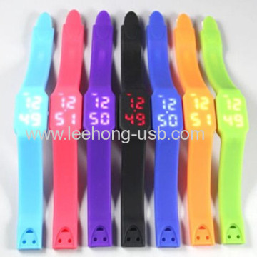 Oem/odm Colorful Wristband Led Usb Multi Function 