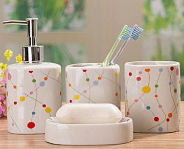 4 PC Of Printed Ceramic Bath Set