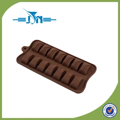 Silicone chocolate mold for dessert maker