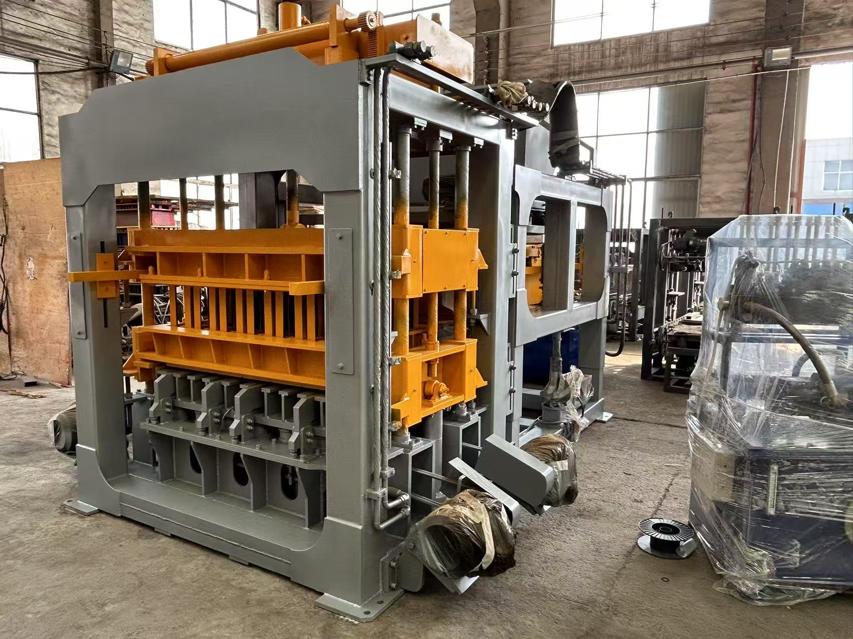 Большой гидравлический кирпичный машинный оборудование для продажи
