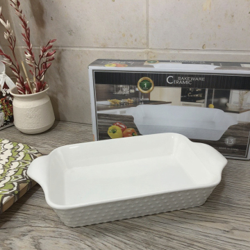 Hot-Selling Ceramic Rectangle Bakeware with Embossed Decoration