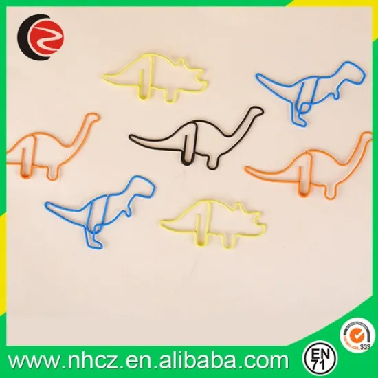 student use cute shaped paper clips