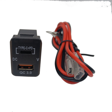 USB-C PD QC3.0 Dual Port Charging Adapter with Voltmeter for Toyota RAV4 4Runner