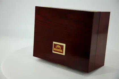 Custom gold foil label sticker printing