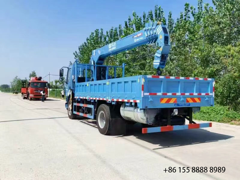 Crane Truck 6 Jpg