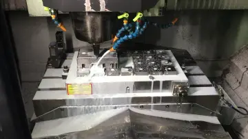Precision mold parts core insert for injection moulding