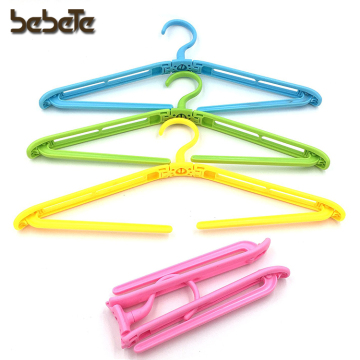 Fodable Clothes Hanger, Pack of 4 Plastic Portable Folding Travel Hanger