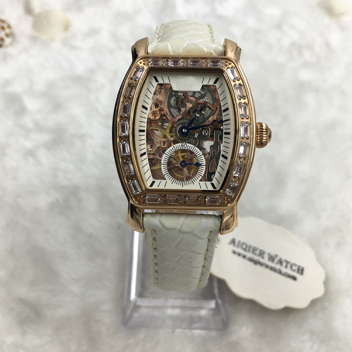 One Beautiful Fashion Women Mechanical Watch