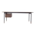 Modern Finn Juhl Nyhavn Desk con cajones