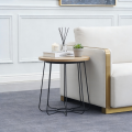 Элегантный приставной столик с железной рамой и дизайном из МДФ