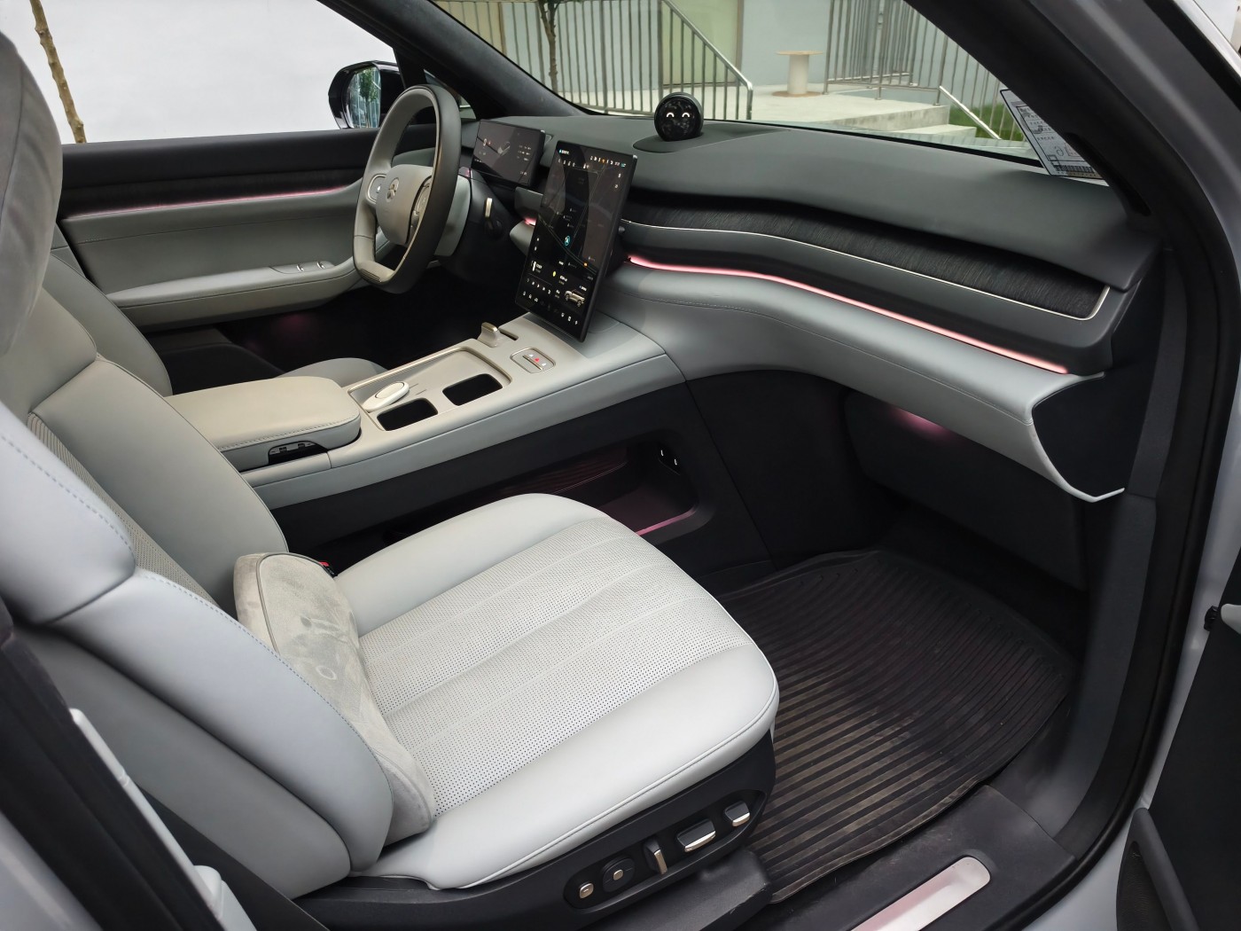 NIO ES8 2023 75kWh Electric