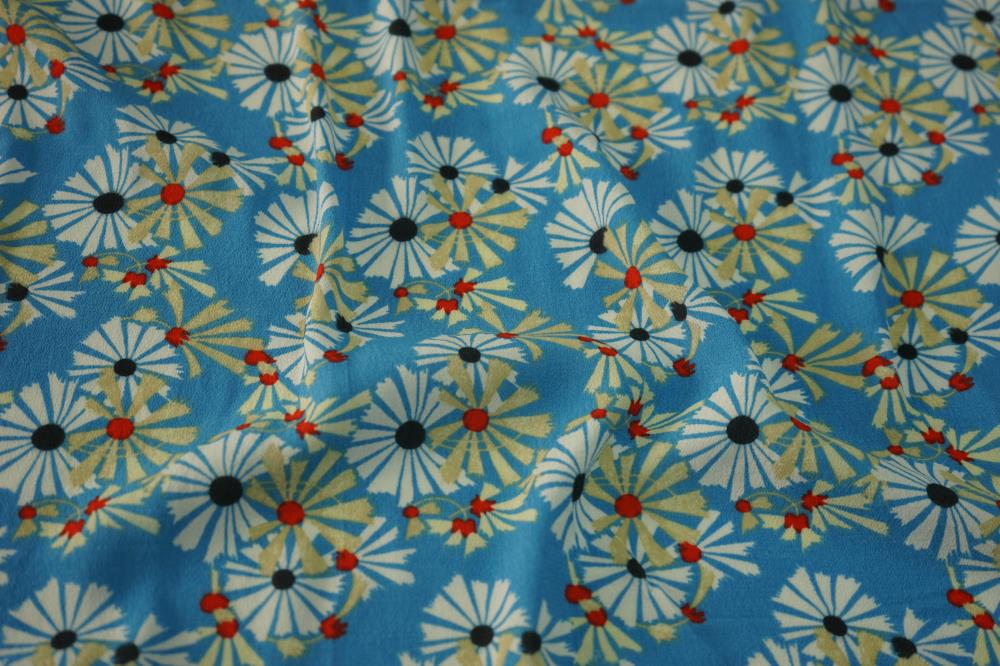 Fashion Chrysanthemum Print Fabric