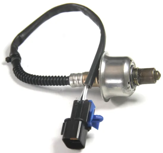 Oxygen Sensors for Nissan J31 (2003-2008) QR20DE and Honda Civic (2000) Dodge" 

However, given the specific parts and years mentioned, a more accurate and concise title could be:

"22693-1NA0A Oxygen Sensor for Nissan J31 (2003-2008) and 234-4381 for 200