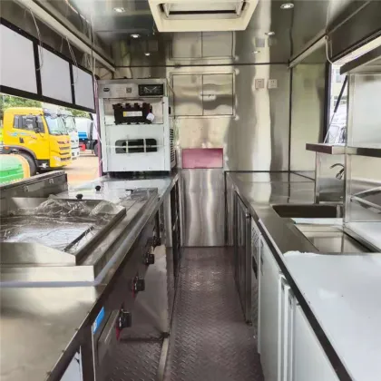 Mobile Beverage Truck with Refreshing Drinks
