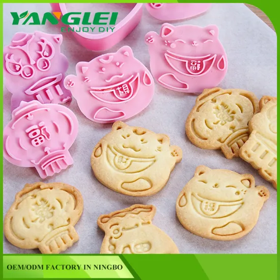 plastic fortune cat cookie cutter