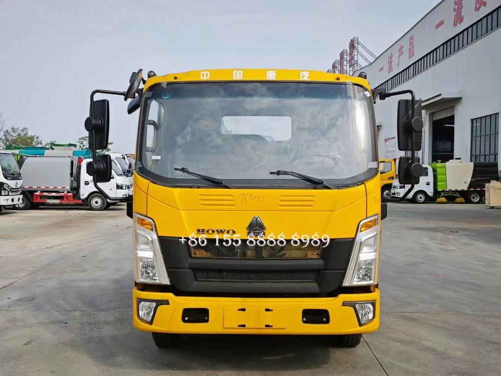 Sinotruk Howo Heavy Duty 6 Tons Of Rollover Truck 4 Jpg