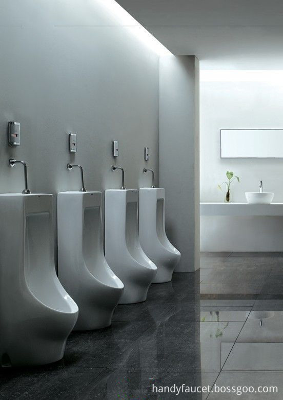 Manual Push-Button Urinal Flush Valve – Chrome Zinc Alloy, Time-Delay Shutoff 4-8 Sec