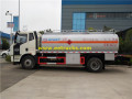 Xe tải giao hàng dầu FAW 4000 gallon