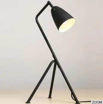 Modern metallic lampshades painting tripod table lamp