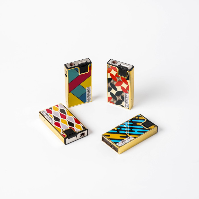 Isqueiro de arte geométrica em bloco de cores