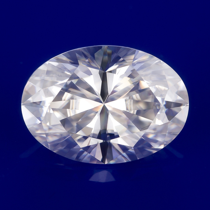 อัญมณี Moissanite สีขาวเจียระไนทรงรีขนาด 10x14 มม