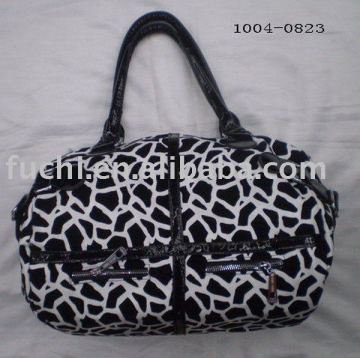 giraffe handbag