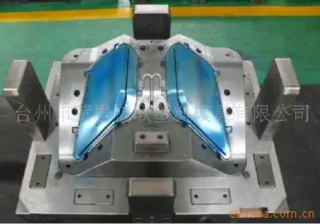 Standard car lights die mould