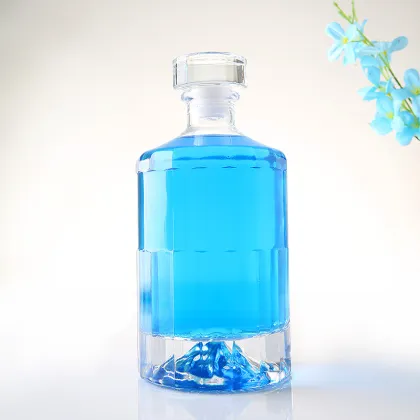 Best-Selling Glass Bottles: 500ml & 1000ml Mountain Spring Water/Soda/Whiskey with Cork