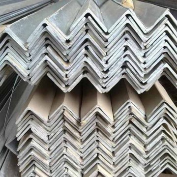 Precios de hierro angular de acero ranurado galvanizado para la venta