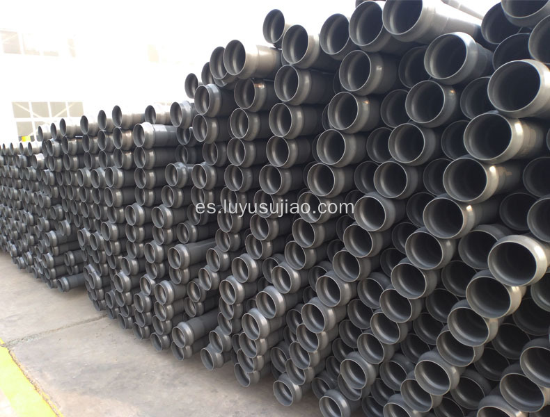 Tuberías de agua de PVC para sistemas de agua potable.