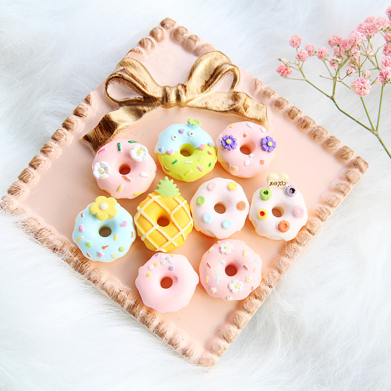 Doughnut Charm 11