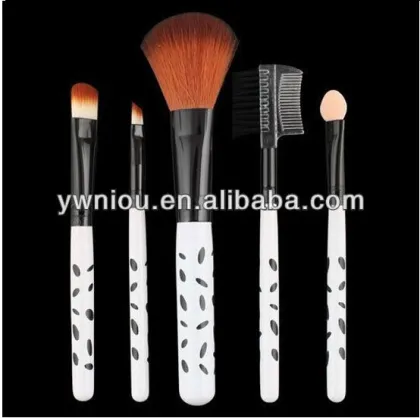 GIRLIE MINI brushes makeup make up set