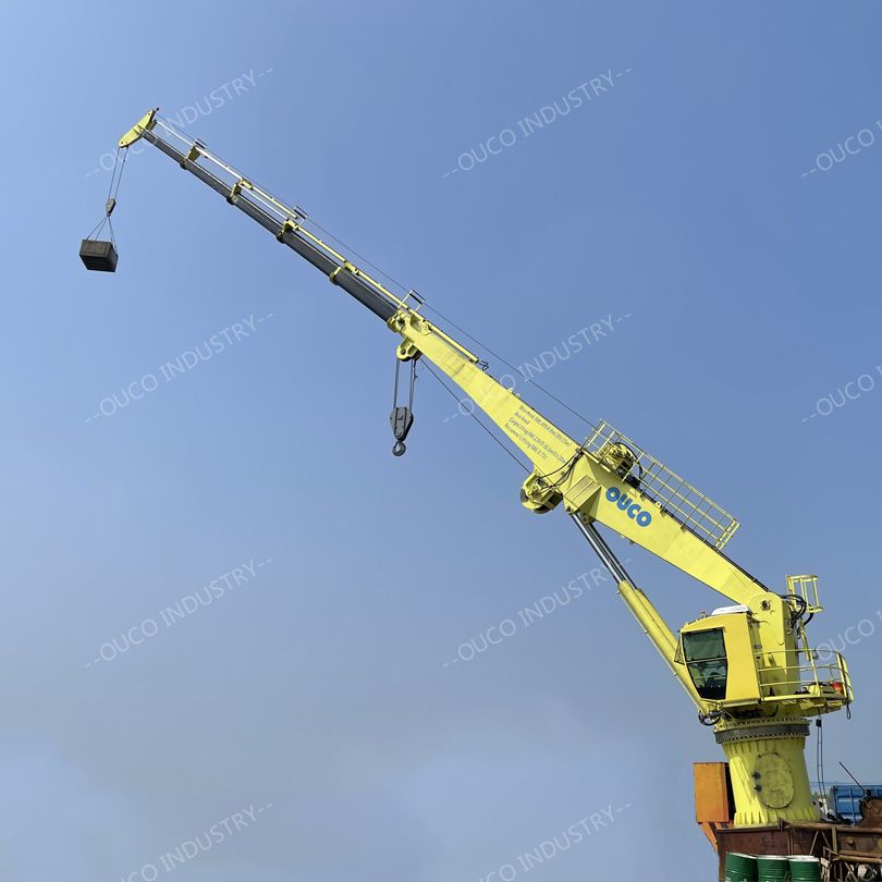 1.5T36.6M-Telescopic boom marine crane