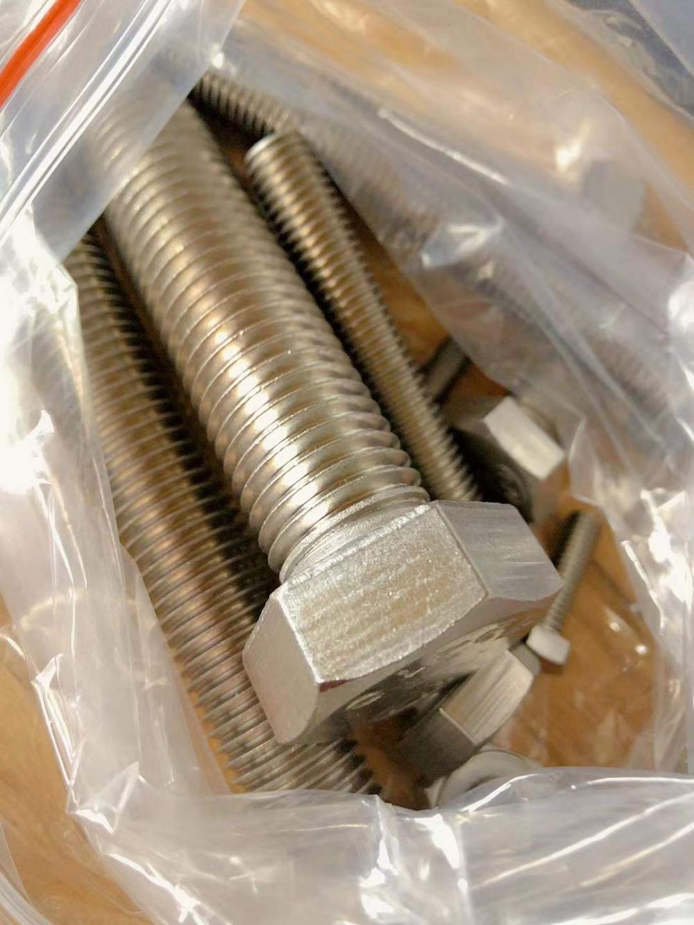 M8 SS304 HEX BOLTS